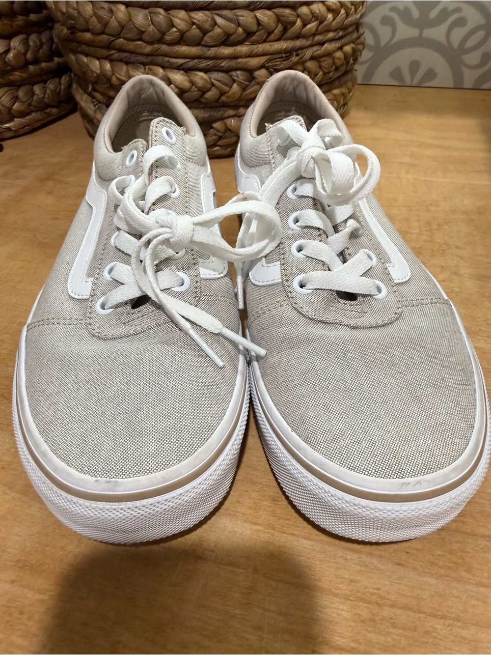 Casual unisex vans Sneakers in Light Beige W9.5